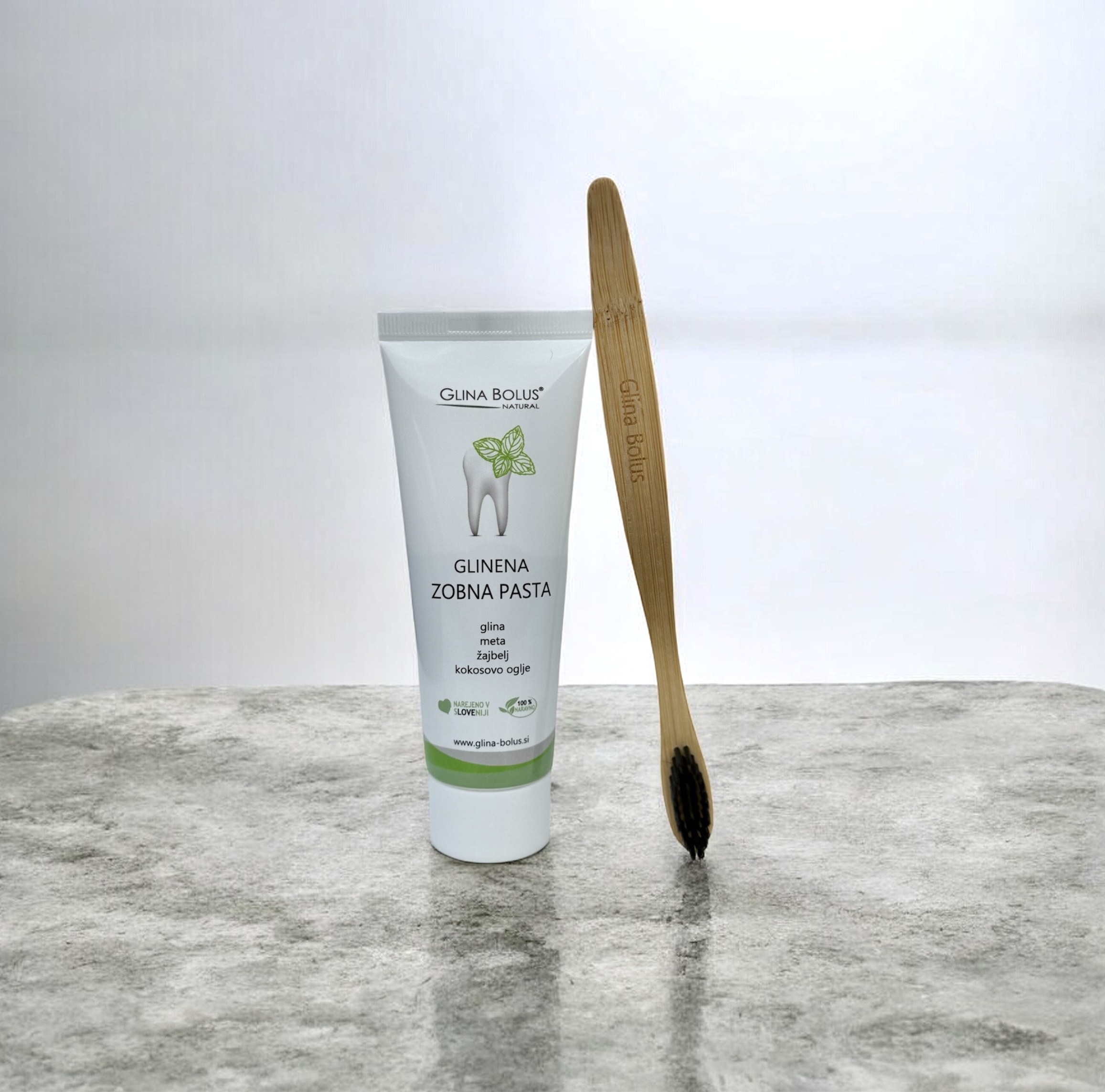 Glinena zobna pasta + Bambusova ščetka